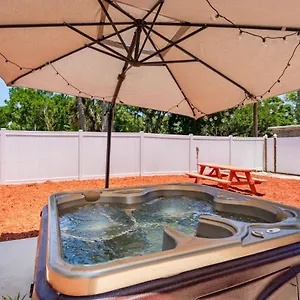 Cozy Jacuzzi Heart Of , Tampa United States
